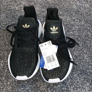 NWT adidas swift run women’s size 6.5